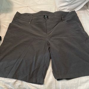 Kuhl womens shorts size 14
